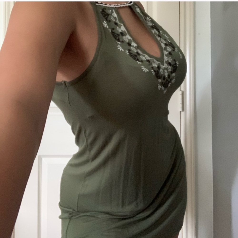Hater neck dress